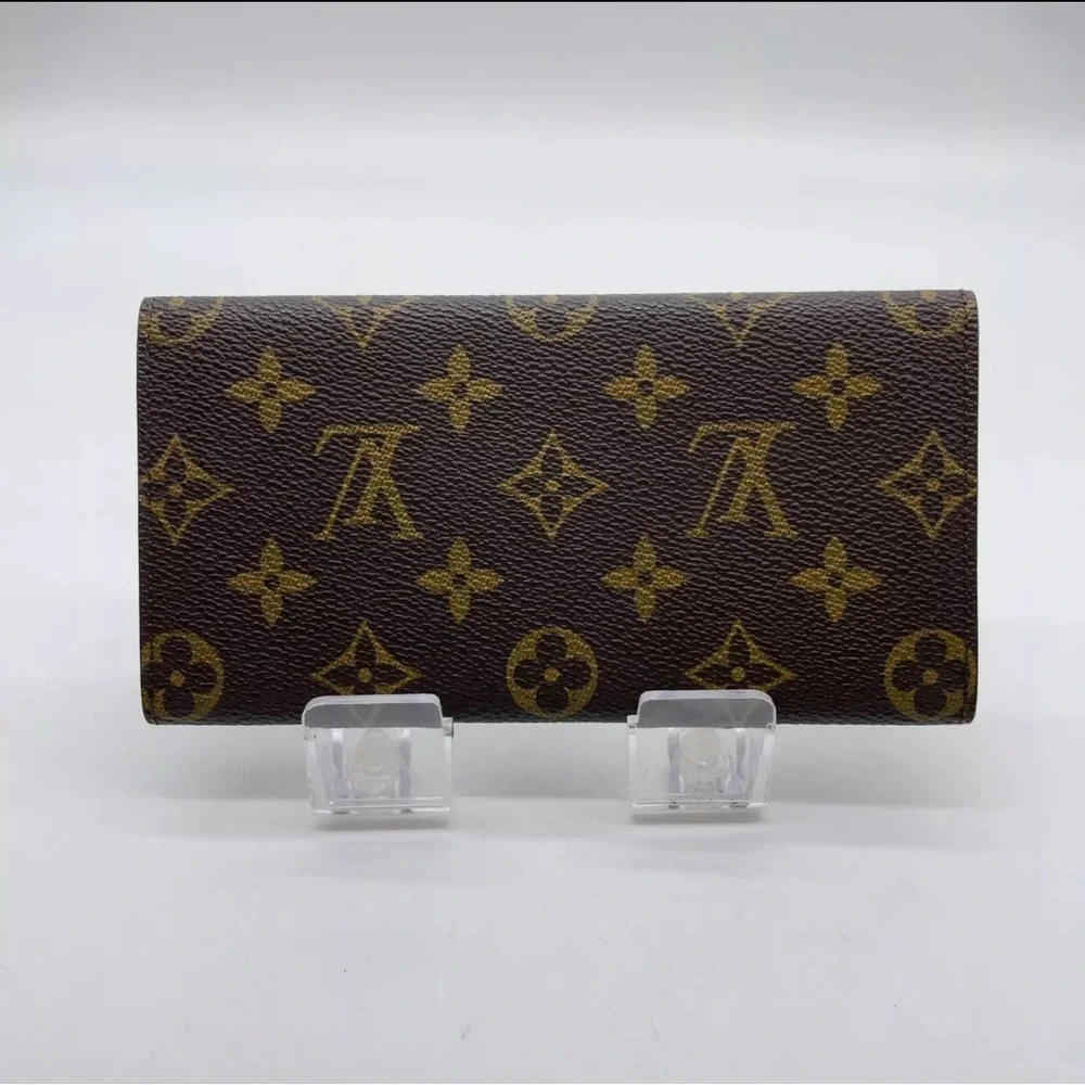Louis Vuitton Monogram Porto Yen Cult Credit W/Box - Picture 4 of 14